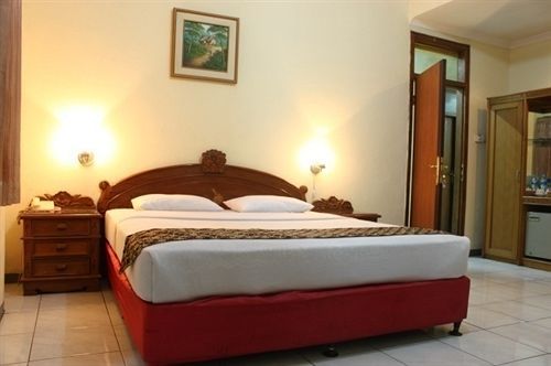 Hotel Cihampelas 1 Bandung Ngoại thất bức ảnh
